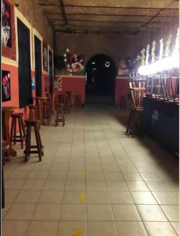 EN VENTA LOCAL BAJADA VIEJA