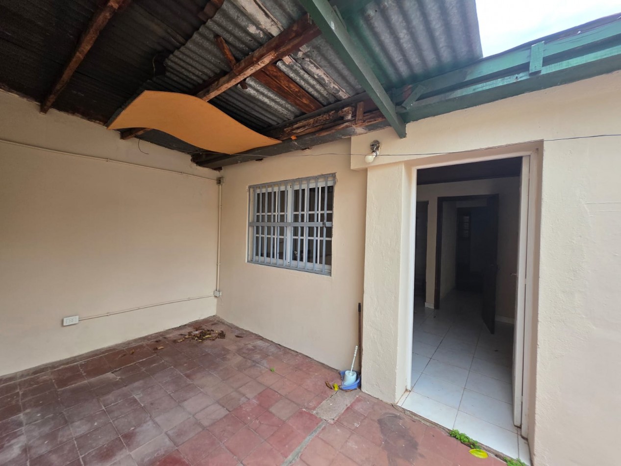 CASA + LOFT EN VENTA. BARRIO VILLA SARITA POSADAS